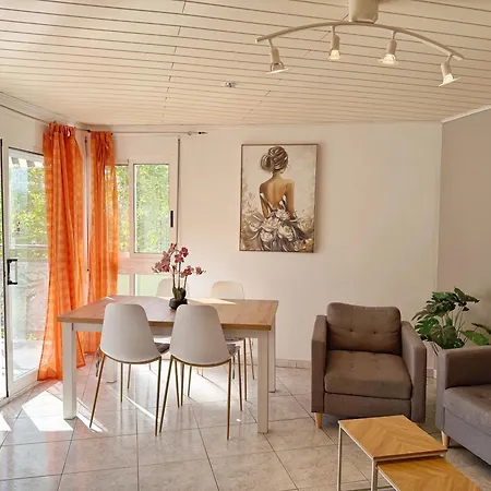 Apartament Domuum Holidays - Chipre Salou