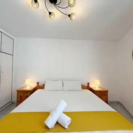 Apartament Domuum Holidays - Chipre Salou